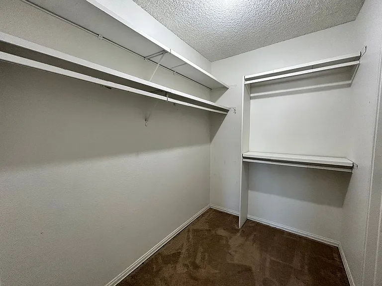 140 E Highline Cir #108 — Photo 27