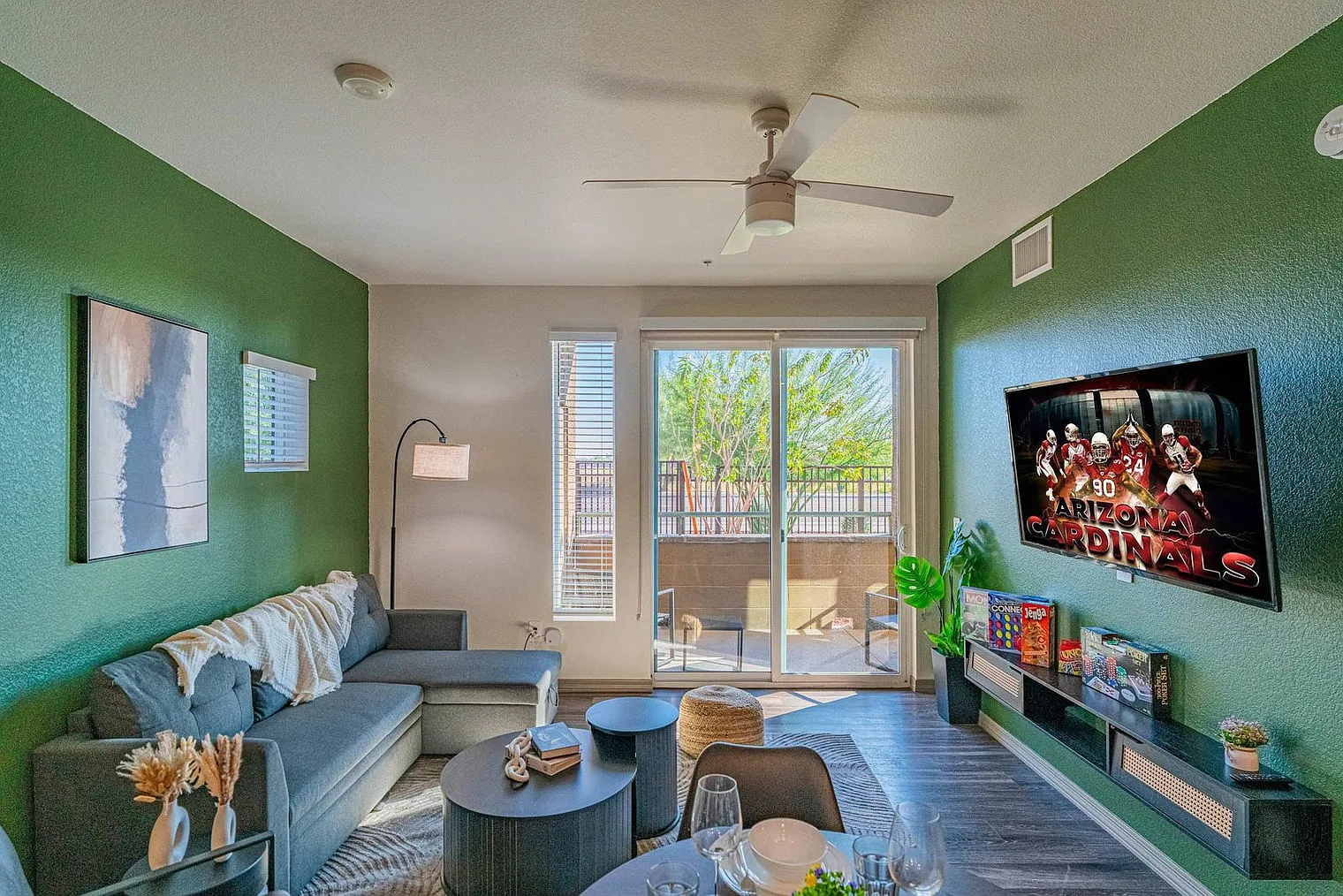 3 bed, 2.0 bath, 893 sqft, $4,186 — Photo 1