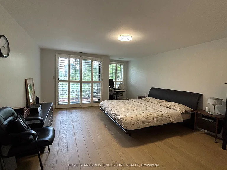 9 Greenbriar Rd #202 — Photo 4