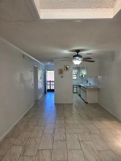 5296 Treetops Dr #5296 — Photo 5