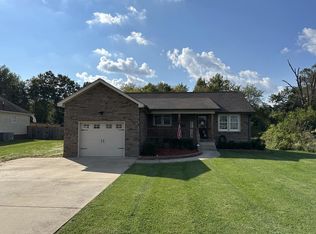 326 Airport Rd, Portland, TN 37148