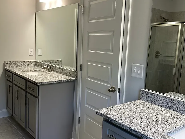 3921 Runnel Hl — Photo 11