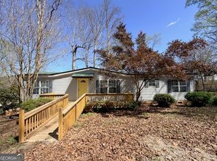 120 Possum Point Cir, Eatonton, GA 31024