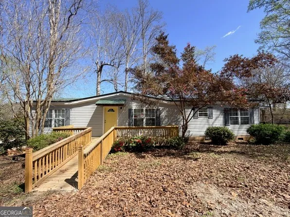 120 Possum Point Cir, Eatonton, GA 31024