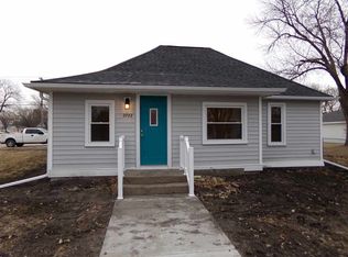 2722 7th St, Columbus, NE 68601