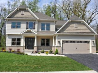 143 Avalon Dr, Amherst, NY 14226