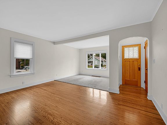 4th image of 816 Jefferson St