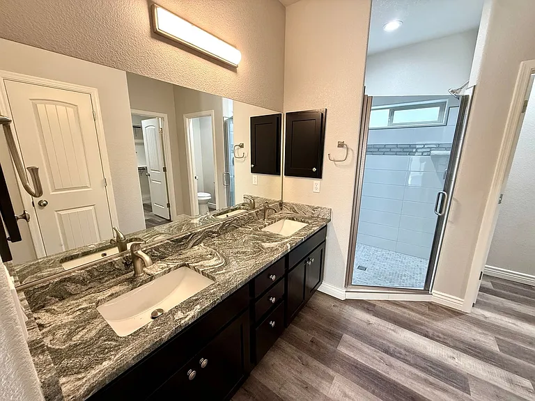 3368 N Apache St — Photo 28