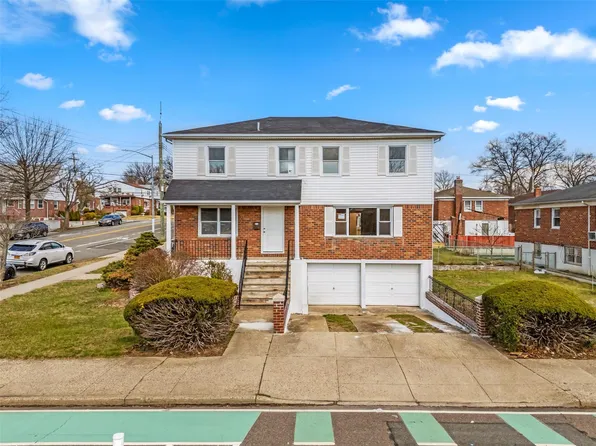 56-05 Oceania Street, Oakland Gardens, NY 11364