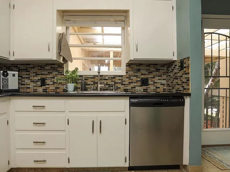 243 Bonita Dr — Photo 14