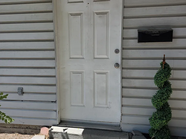 1521 W 900 S — Photo 17