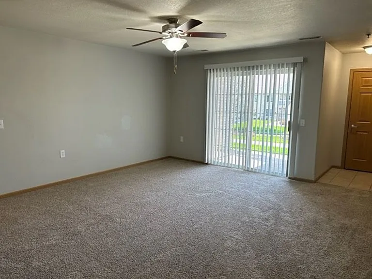 Madison Apartments — Photo 62