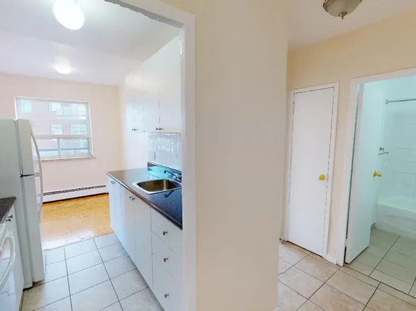 506 Danforth Apartments