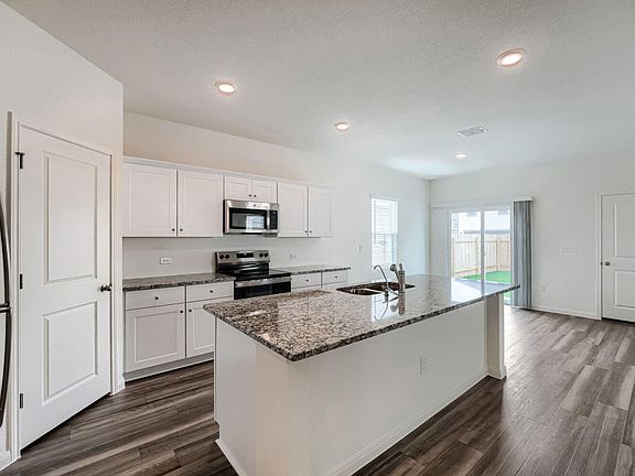 4th image of 124 Mullen Way