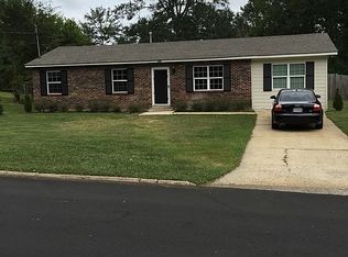 414 Hall Ave, Opelika, AL 36804