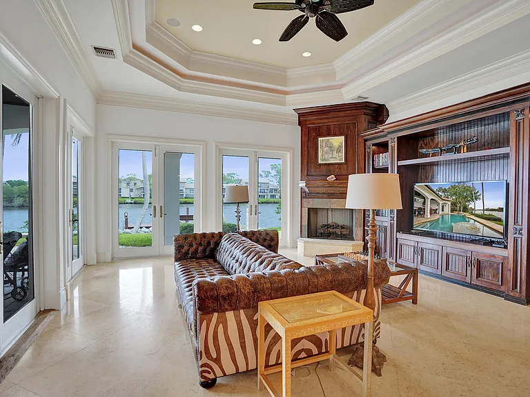 18669 SE Palm Island Ln — Photo 21