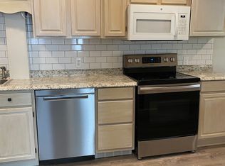 37 East St #37, Whitinsville, MA 01588