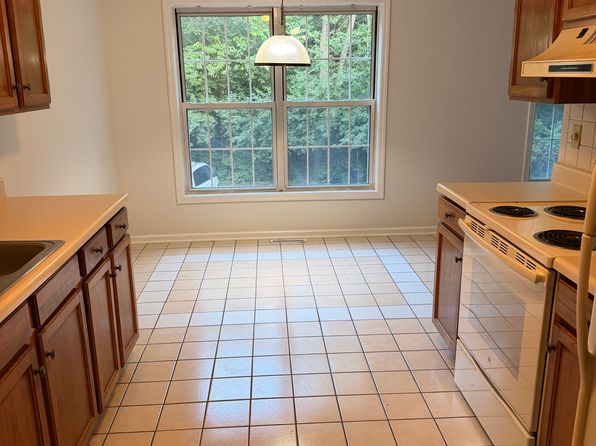 2146 Rosa Rd APT 3
