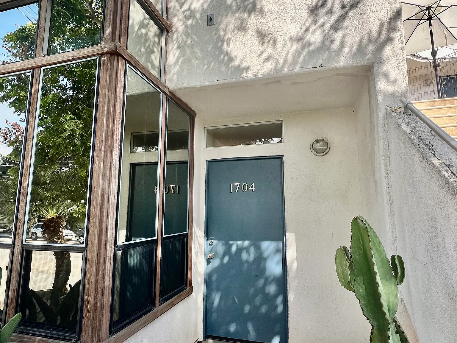 3 bed, 1350 sqft, $5,400 — Photo 4
