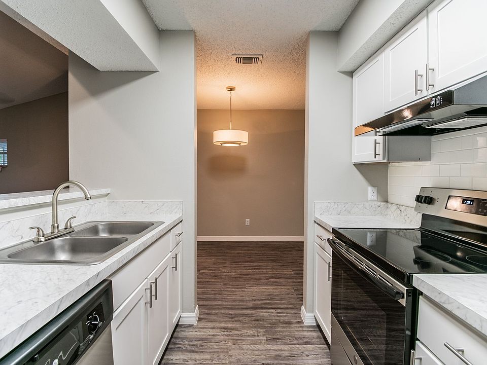 Amberly Place Apartment Homes 5100 Live Oaks Blvd Tampa Palms FL Zillow