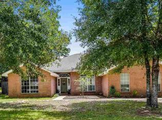 5957 Ridgeview Dr, Milton, FL 32570