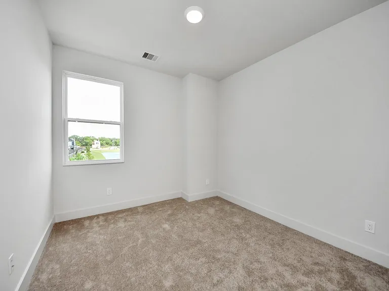 13104 Moncloa Dr — Photo 17
