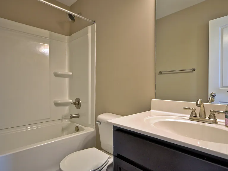 291 Alexander Blvd — Photo 25