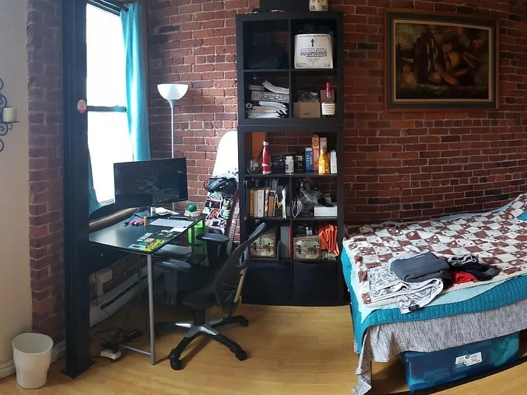 256 Friend St #3 — Photo 8
