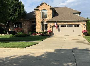 48594 Belltower Dr, Macomb, MI 48044