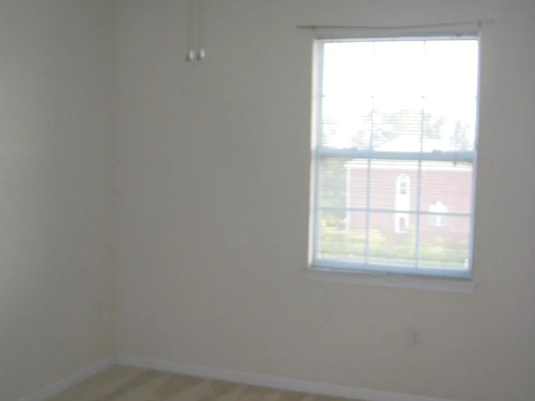 12913 Centre Park Cir #411 — Photo 5