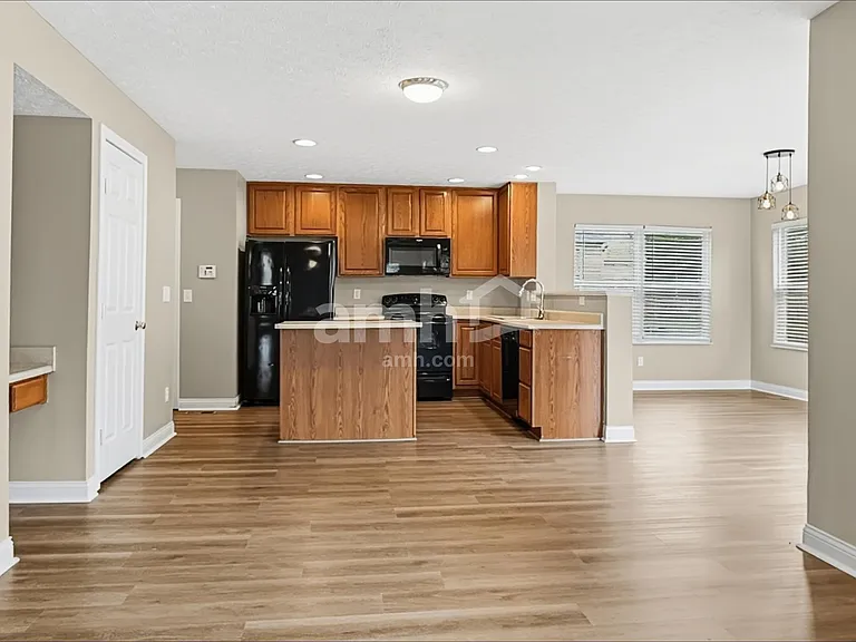 4402 Coveflower Ct — Photo 5