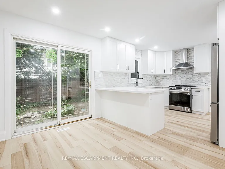 2104 Mississauga Rd — Photo 14