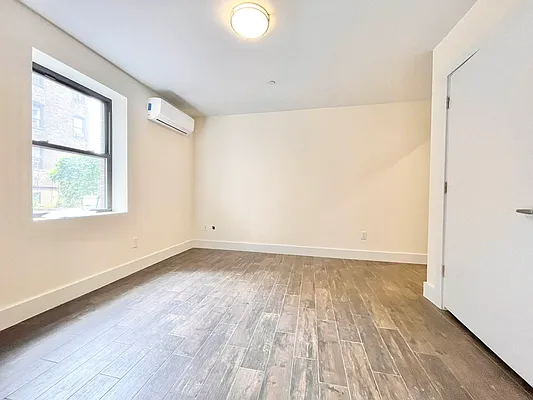 Rented by Century 21 Premier  | media 12