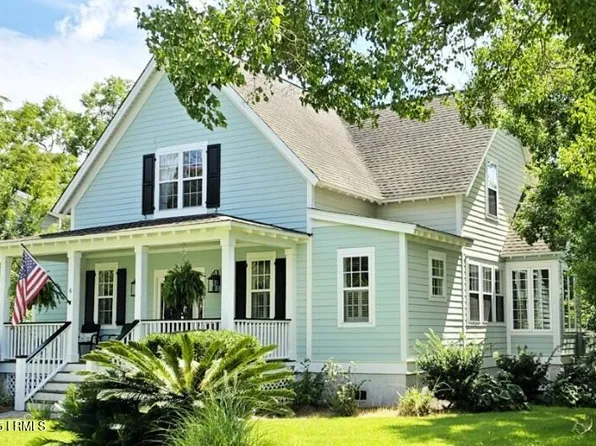 6 Carolina Ln, Beaufort, SC 29907