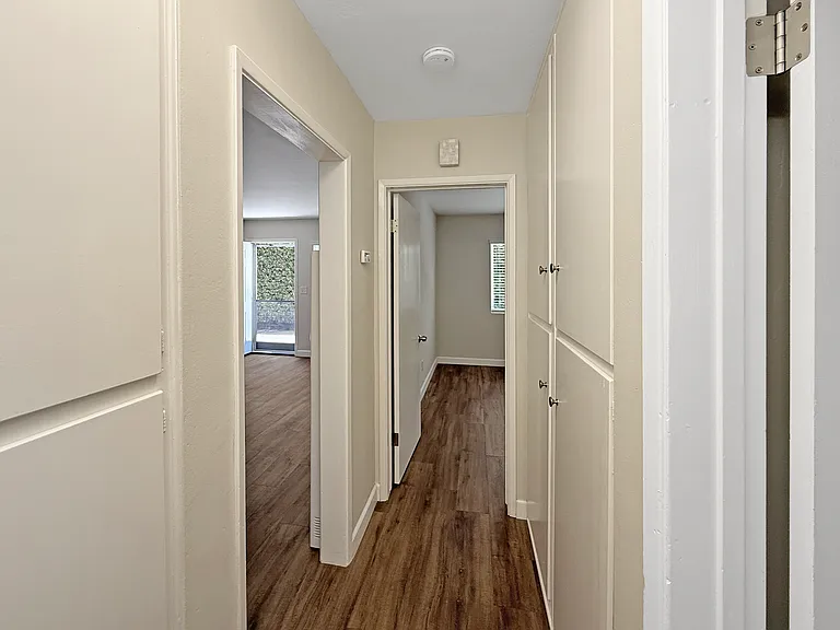 4835 Niagara Ave #2 — Photo 7