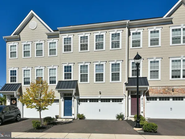 2249 Evin Dr, Warrington, PA 18976