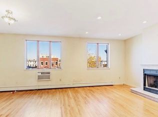 130 4th Pl APT 3, Brooklyn, NY 11231