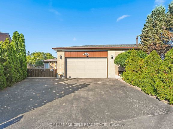 2nd image of 7 Checkers Ct