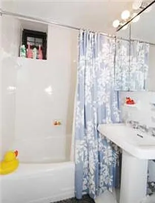 Rented by Buchbinder & Warren | media 16