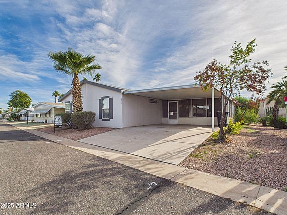 3rd image of 3104 E Broadway Road #271
