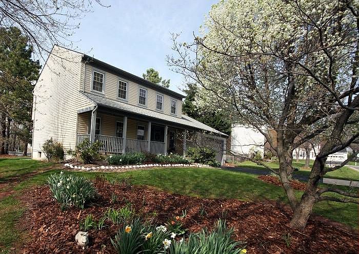 2nd image of 3102 Hannahs Pond Ln