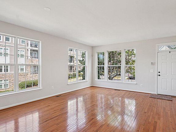 5th image of 2235 Diloreta Dr