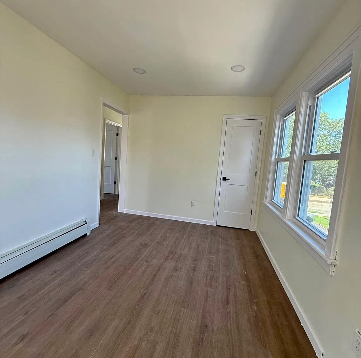2 bed, $3,100 — Photo 2