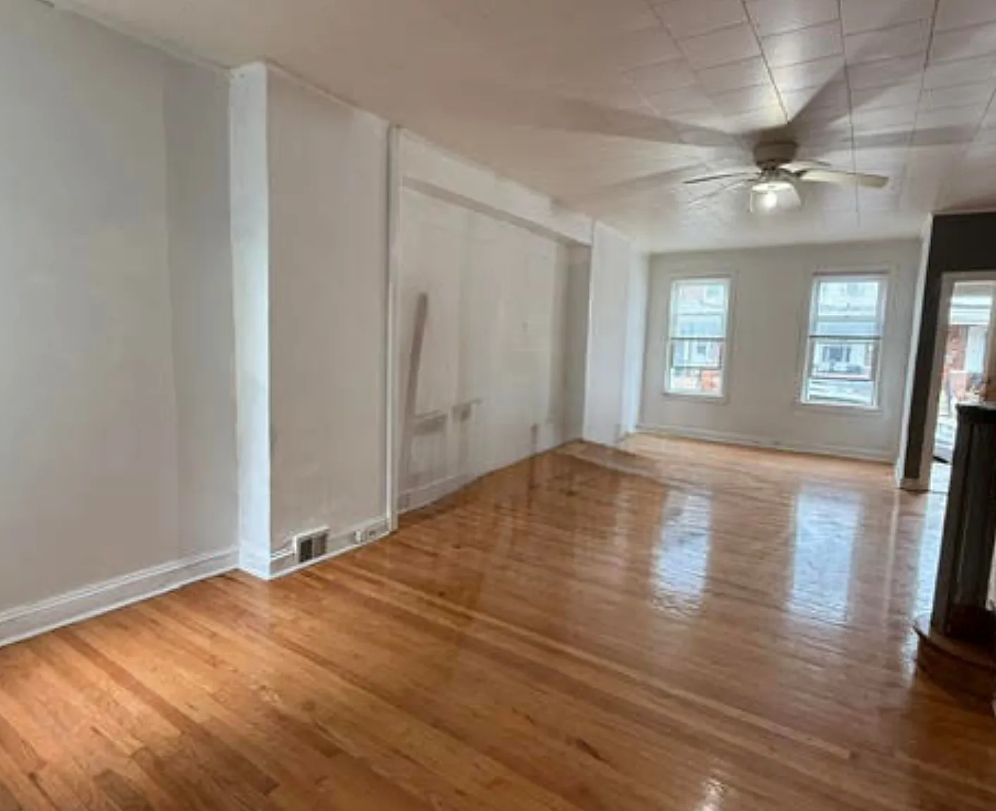3 bed, 1.5 bath, $1,500 — Photo 2