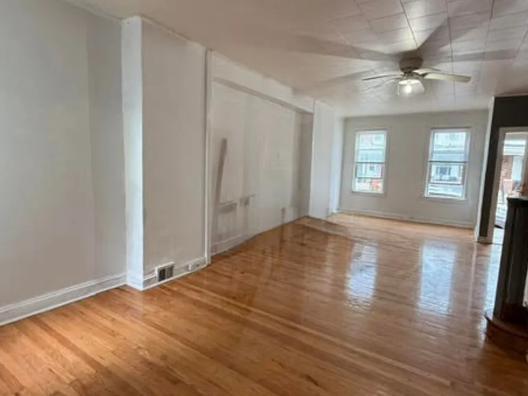 2407 E Clearfield St — Photo 2
