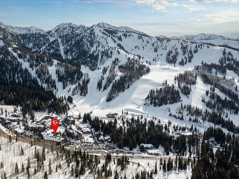 E Big Cottonwood Canyon Rd — Photo 42