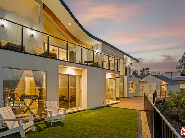 3631 Sunswept Dr, Studio City, CA 91604