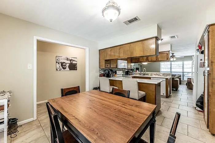 3 bed, 1545 sqft, $1,250 — Photo 3