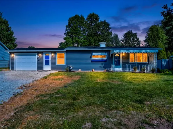 12215 National Dr, Grafton, OH 44044