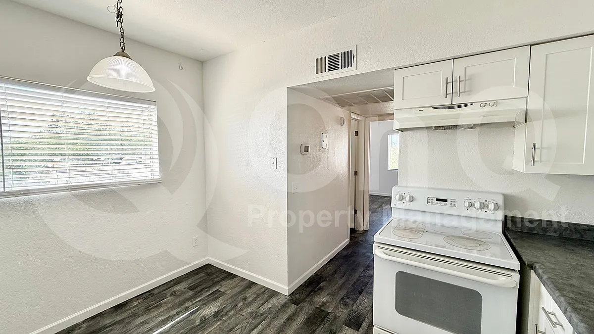 2 bed, 2.0 bath, 1025 sqft, $1,495 — Photo 4